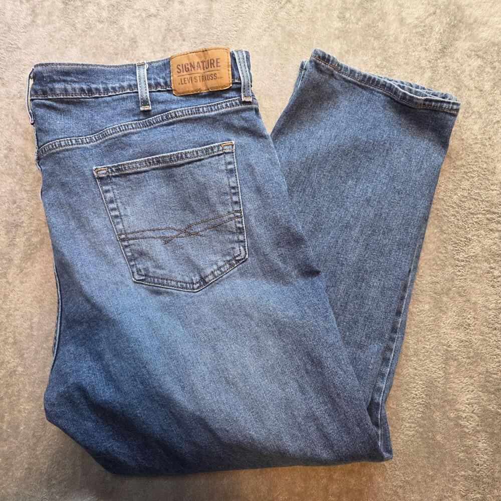 Signature By Levi Strauss & Co Jeans Mens 42x30 Blue Relaxed Straight Denim